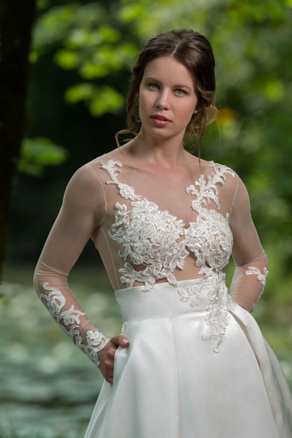 La sartorialità haute couture negli abiti di Galvan Sposa